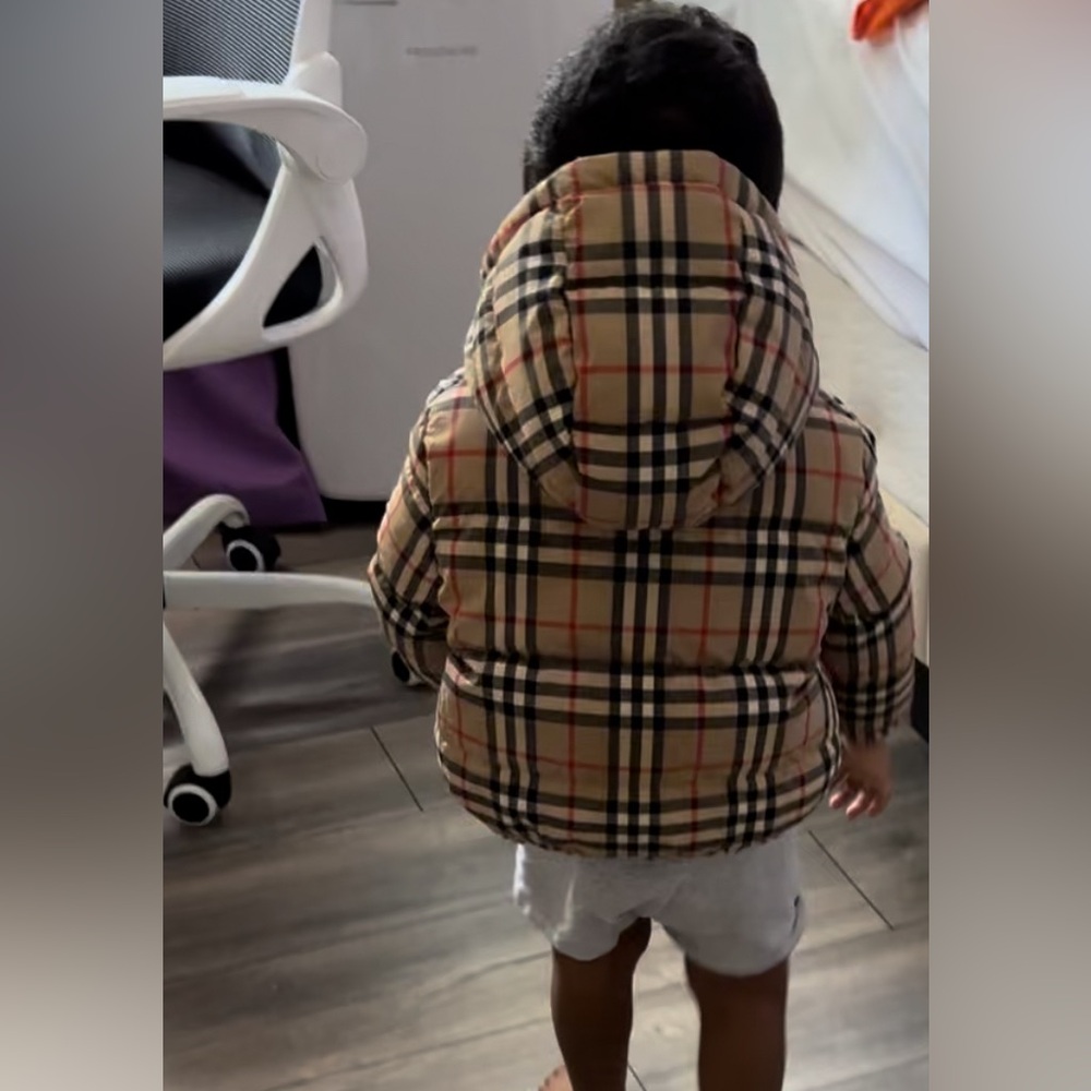 🔴 SOLD 🔴 Kids Burberry Puffer Jacket